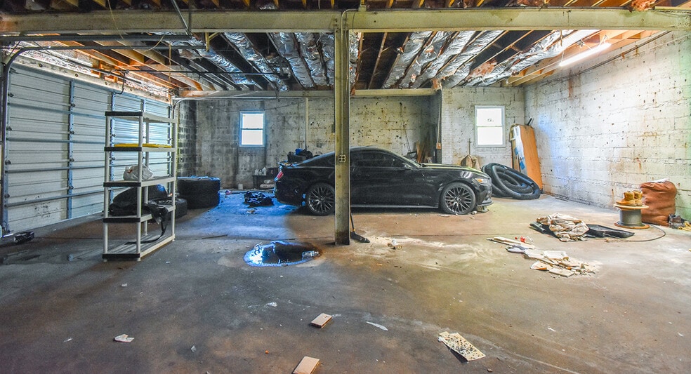 More Photos Of 3900 38th St, Brentwood Office Residential For Sale