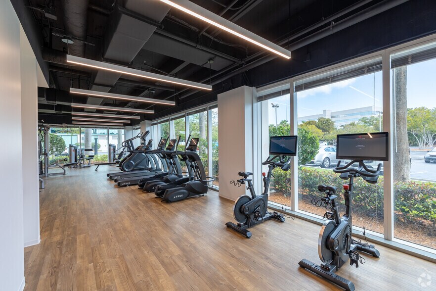 More Photos Of 500 W Cypress Creek Rd, Fort Lauderdale Office For Lease
