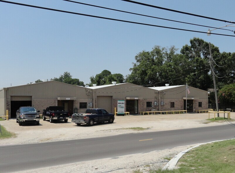 Primary Photo Of 4711 River Rd, Jefferson Distribution For Lease