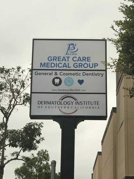 More Photos Of 2221 Lincoln Blvd, Santa Monica Office For Sale