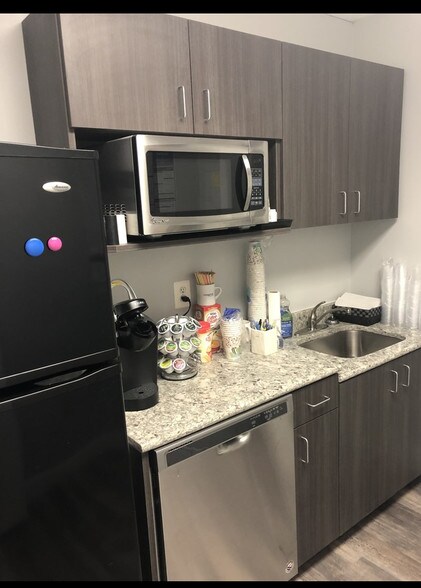 More Photos Of 25 Hooks Ln, Pikesville Office For Sale