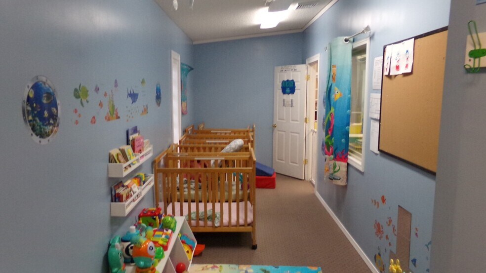 More Photos Of 2185 Highway 127 S, Owenton Office For Sale