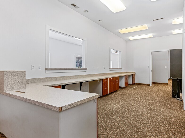 More Photos Of 3179 Sweeten Creek Rd, Asheville General Retail For Lease