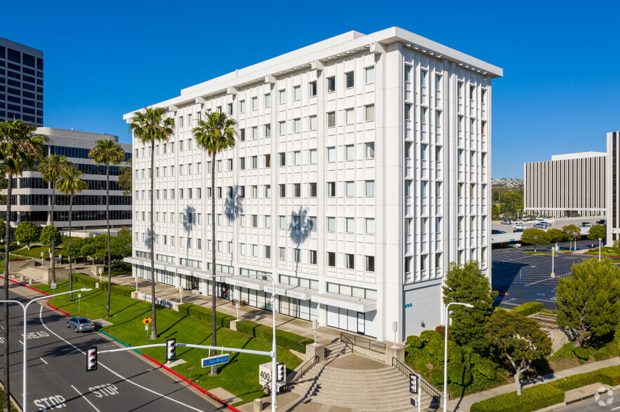 Primary Photo Of 400 Newport Center Dr, Newport Beach Medical For Lease