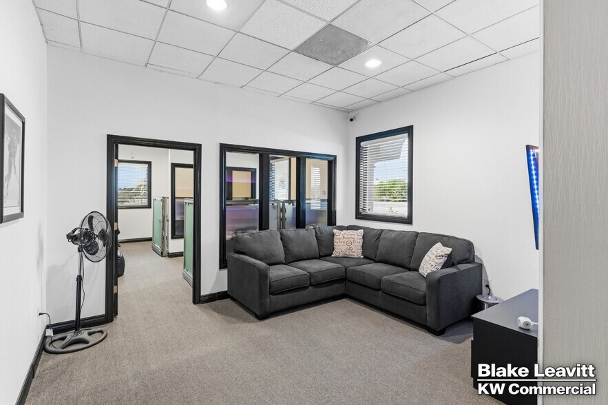 More Photos Of 5844 S Pecos Rd, Las Vegas Medical For Sale
