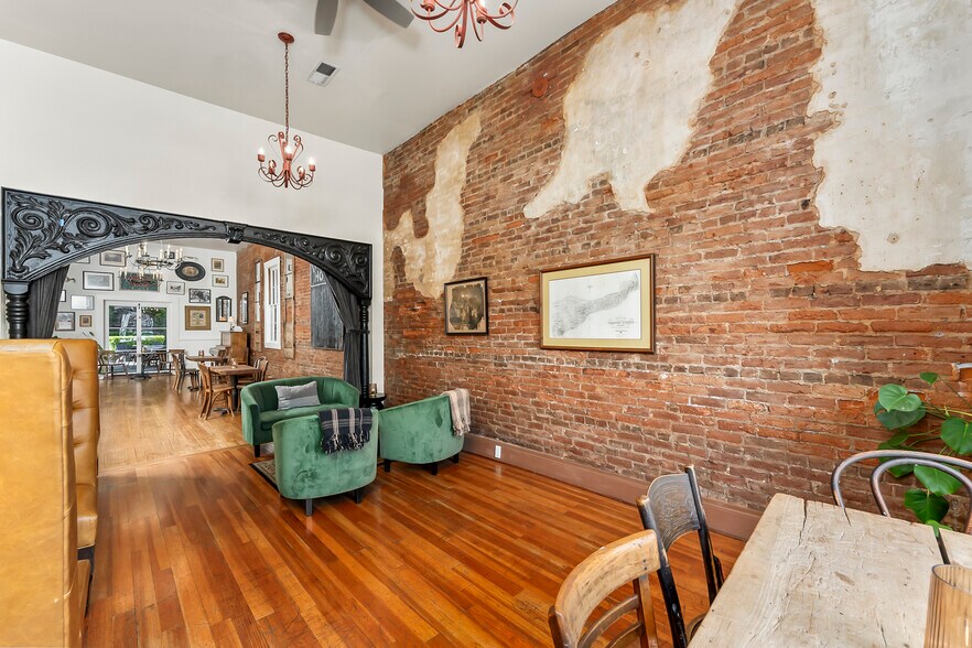 More Photos Of 14202 S State Highway 49, Amador City Hotel For Sale