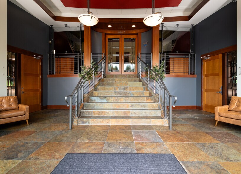 More Photos Of 23175 224th Pl SE, Maple Valley Flex For Lease