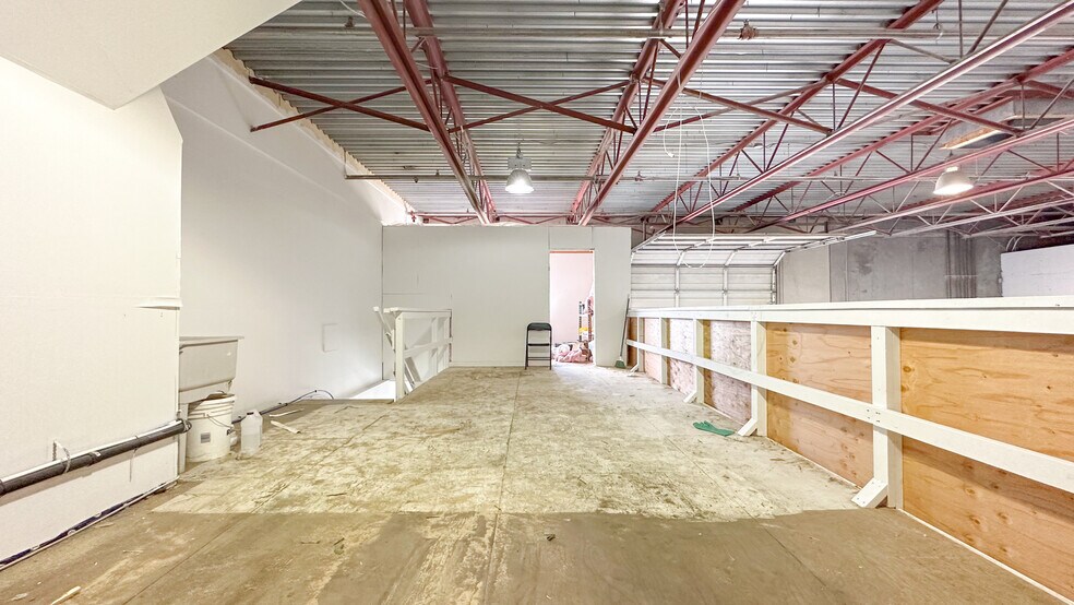 More Photos Of 7743 128 St, Surrey Warehouse For Sale