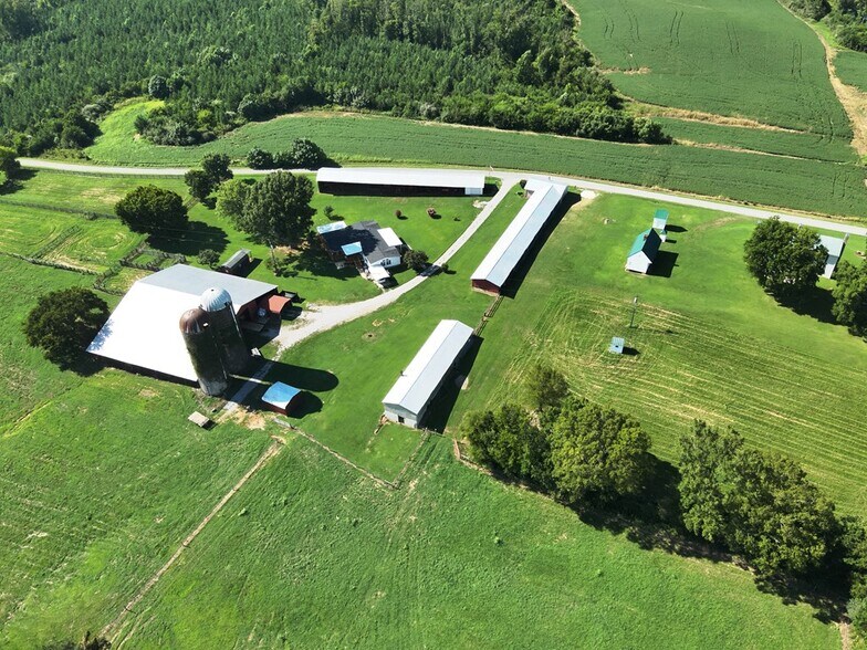 More Photos Of 4087 Coleman Dr, Alton Specialty For Sale