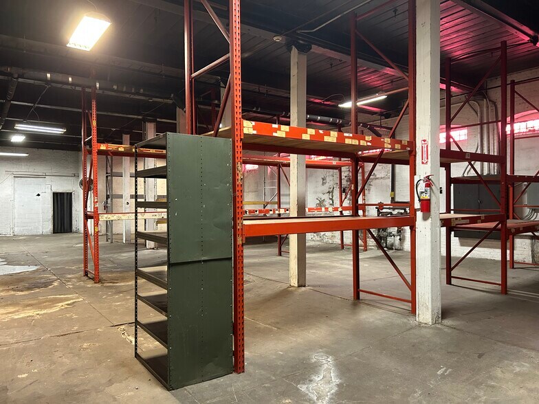 More Photos Of 2221 E Clearfield St, Philadelphia Warehouse For Lease