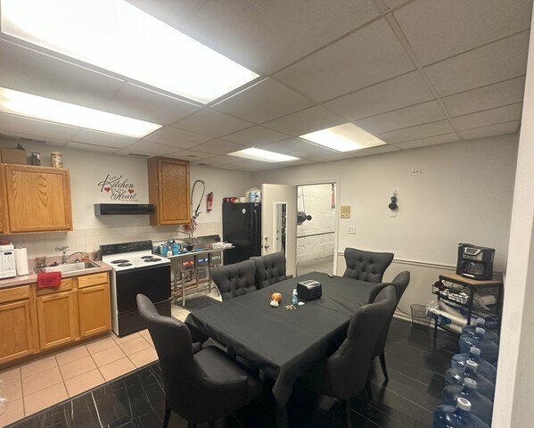 More Photos Of 10448 Kedzie, Chicago Office For Sale