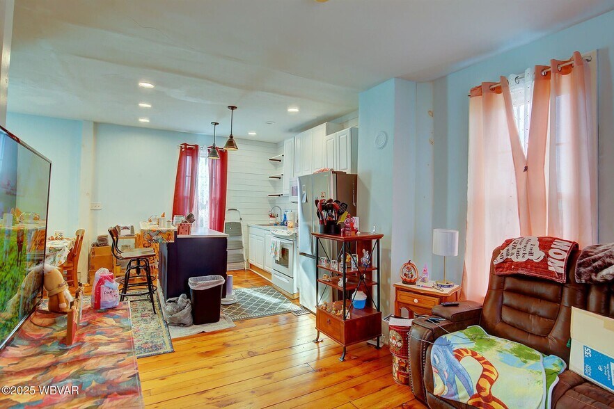More Photos Of 22 N Washington St, Muncy Apartments For Sale