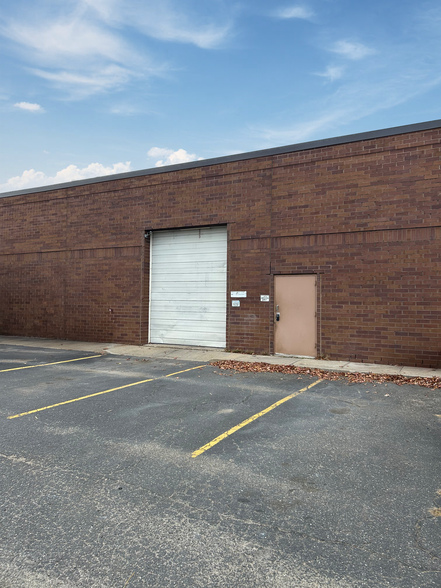 More Photos Of 1724 Church St, Holbrook Warehouse For Lease