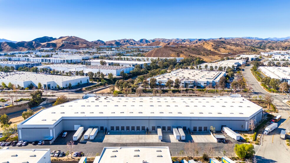 More Photos Of 29120 Commerce Center Dr, Valencia Manufacturing For Lease