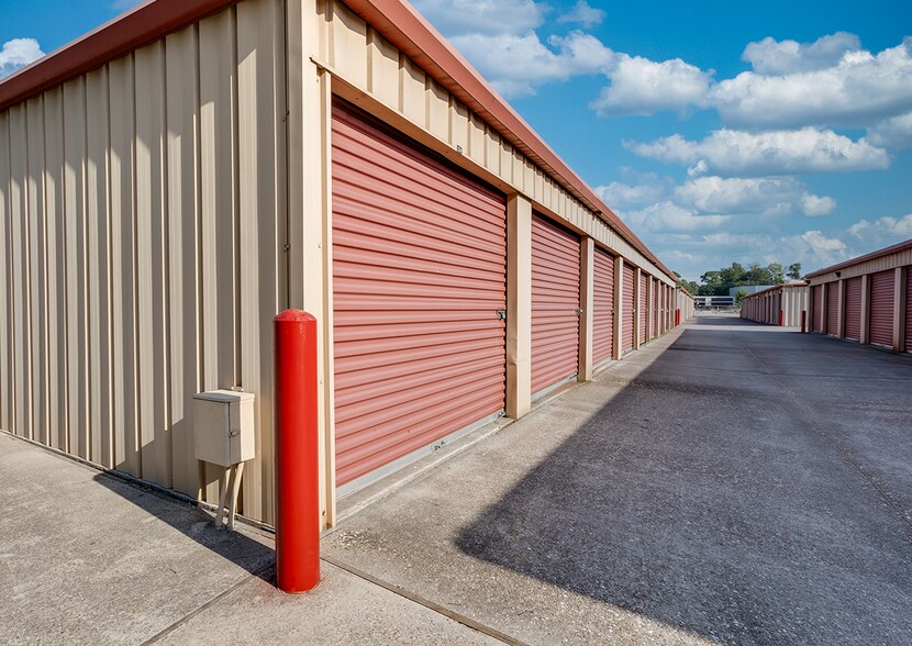 More Photos Of 11620 FM 1960 Rd, Huffman Self Storage For Sale