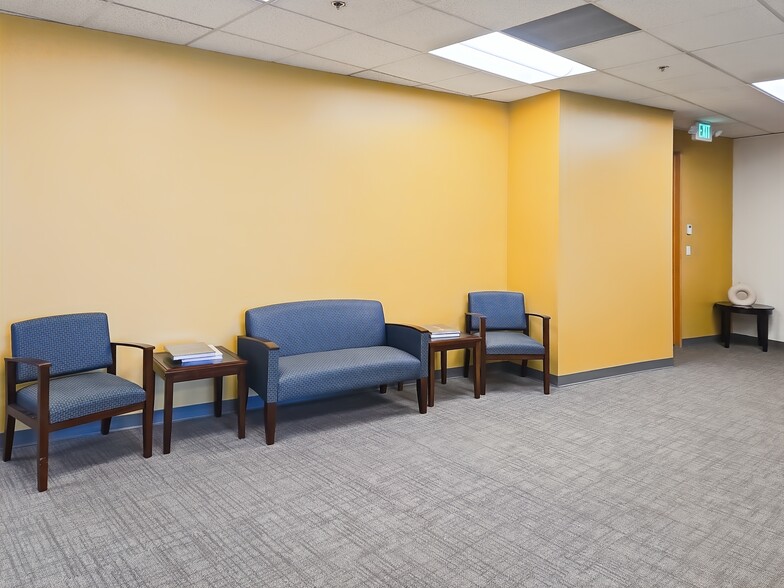 More Photos Of 3326 106th Ave SE, Bellevue Coworking Space