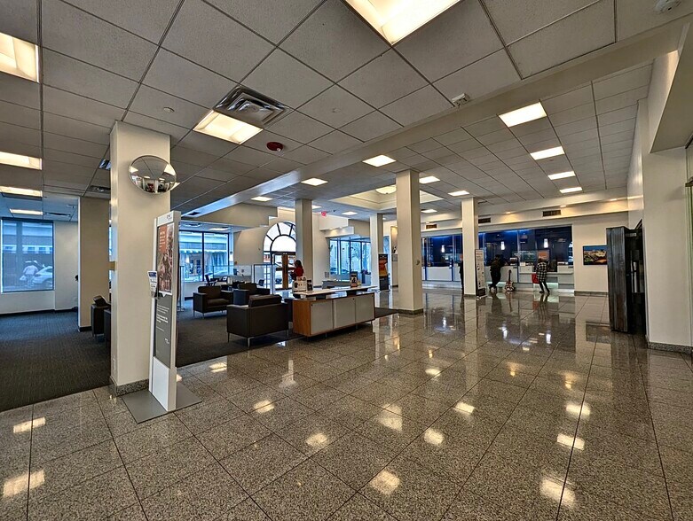 More Photos Of 416 N Stanton St, El Paso Office For Lease