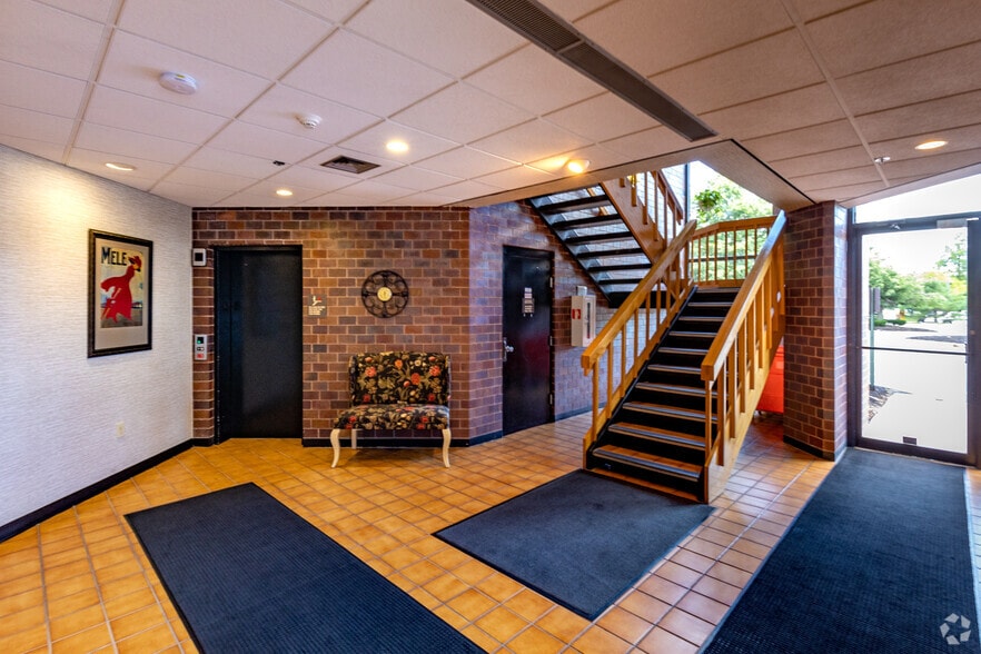 More Photos Of 302 Harper Dr, Moorestown Office For Lease