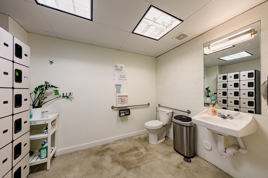 More Photos Of 350 S Miami Ave, Miami Apartments For Sale