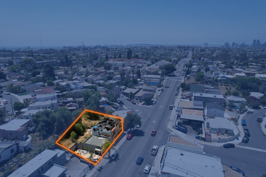 More Photos Of 3651 Ocean View Blvd, San Diego Storefront Retail Residential For Sale