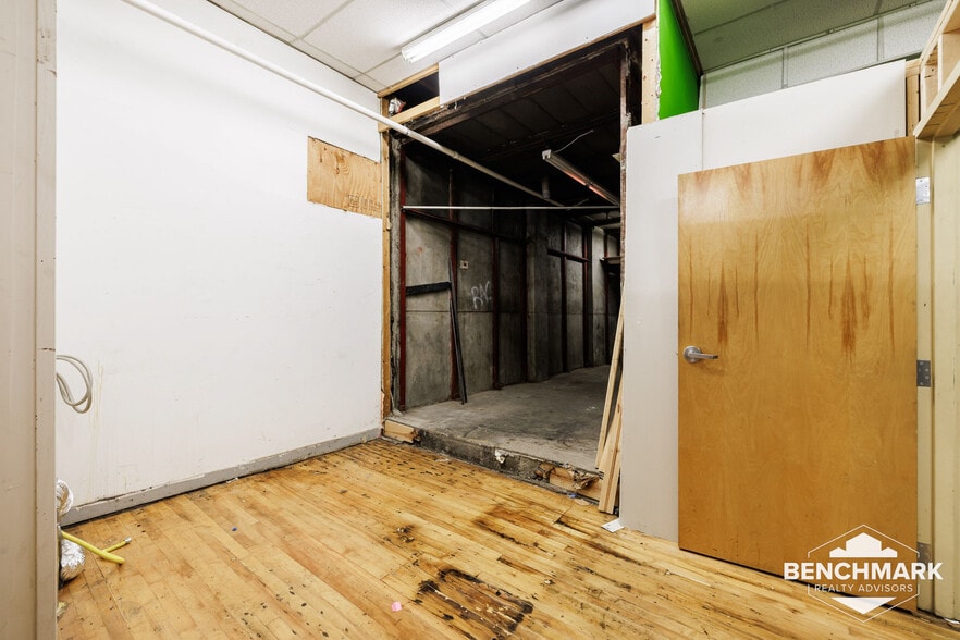 More Photos Of 441-449 Monroe Ave, Rochester Storefront Retail Residential For Lease