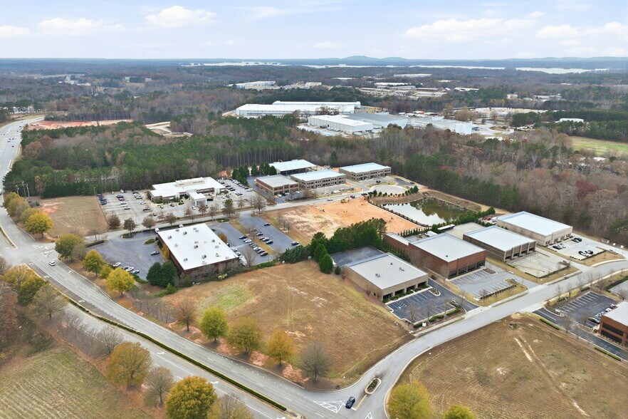 More Photos Of 4129 Industry Way, Flowery Branch Land For Lease