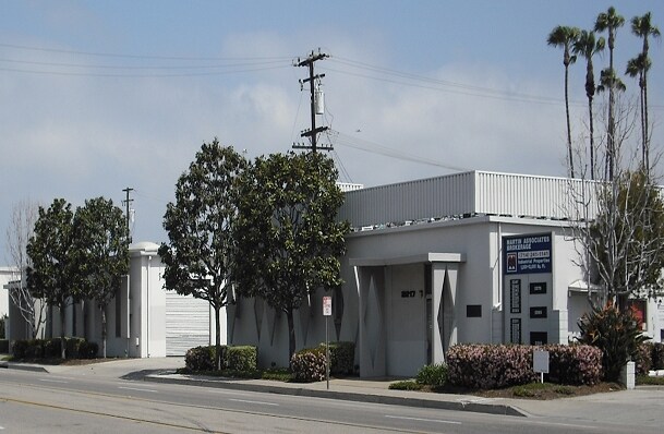 Primary Photo Of 2117-2127 S Grand Ave, Santa Ana Manufacturing For Lease