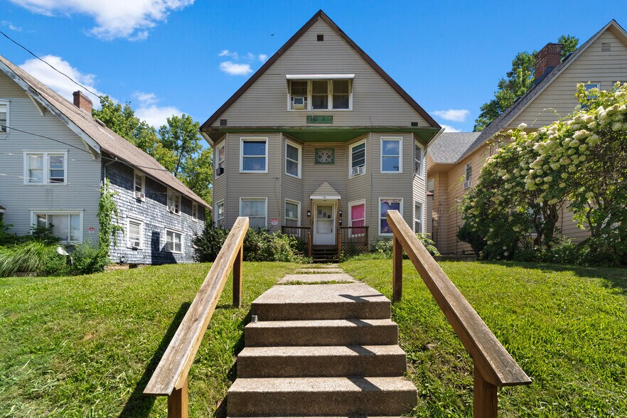 More Photos Of 51 Cotter Ave, Akron Apartments For Sale