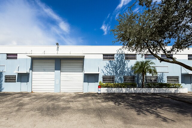 Primary Photo Of 8335-8349 NW 64th St, Miami Light Distribution For Sale