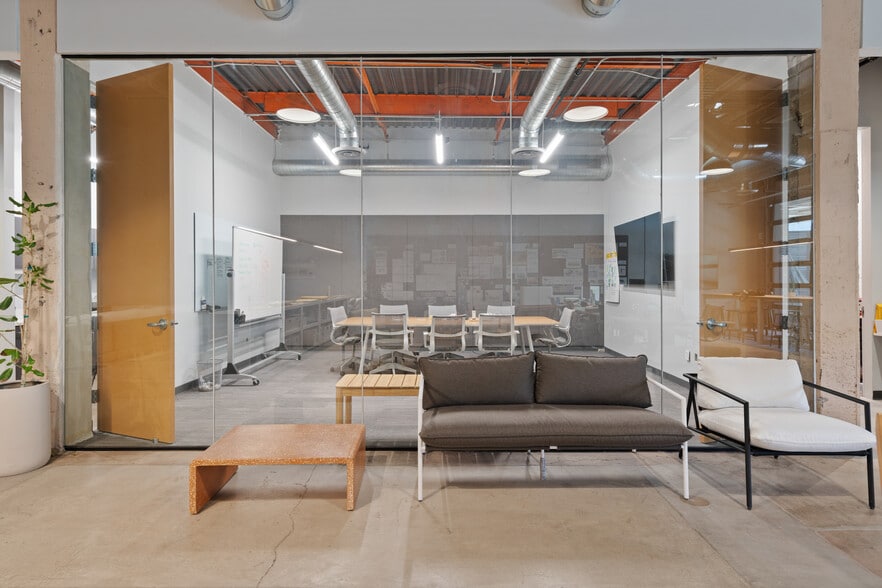 More Photos Of 515 E Grant St, Phoenix Office For Lease