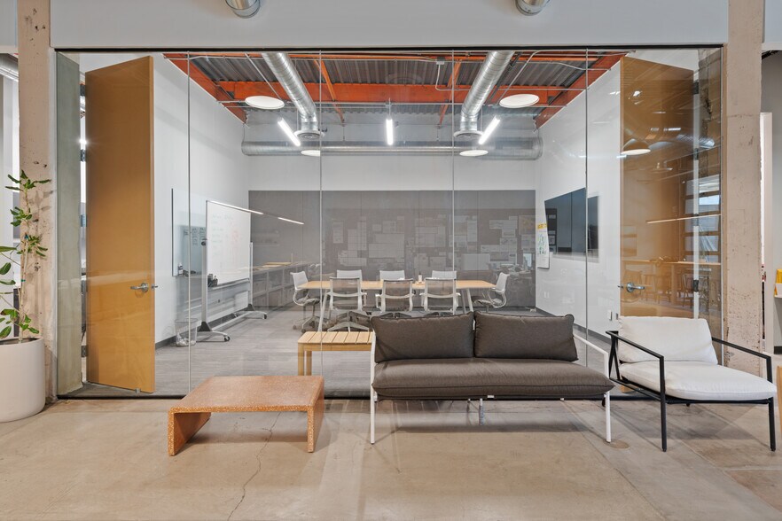 More Photos Of 515 E Grant St, Phoenix Office For Lease