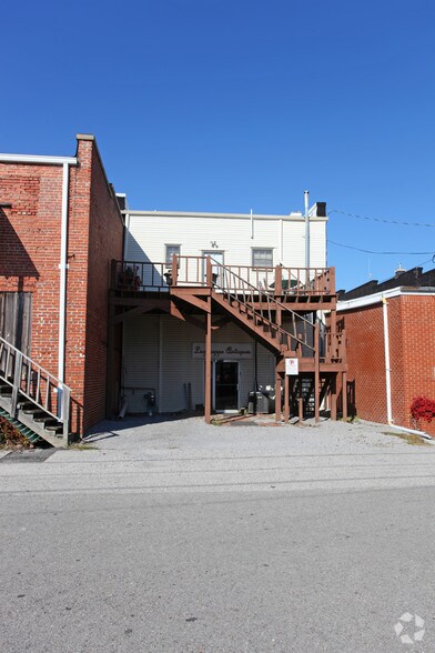 More Photos Of 204 Main St W, Hartselle Storefront Retail Office For Sale