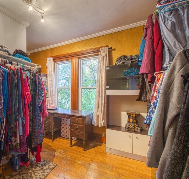 More Photos Of 28 Woodstock Ave, Putnam Specialty For Sale