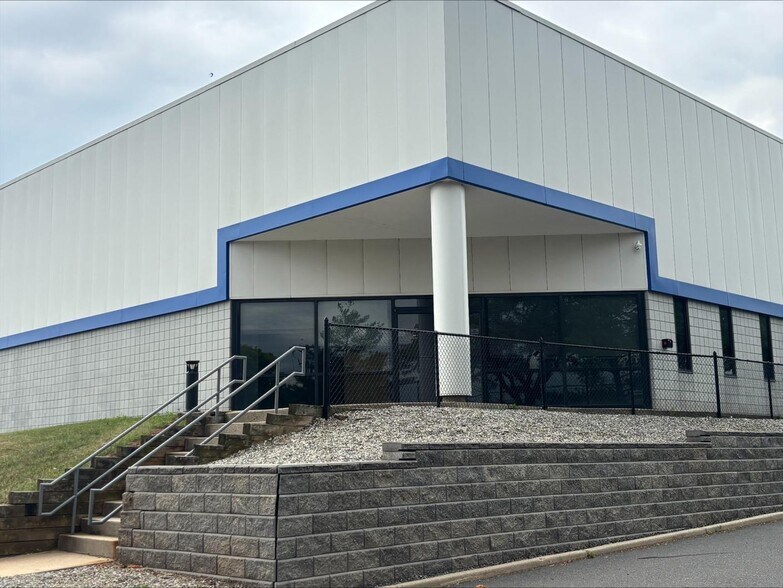 Primary Photo Of 121 W Ethel Rd, Piscataway Unknown For Lease