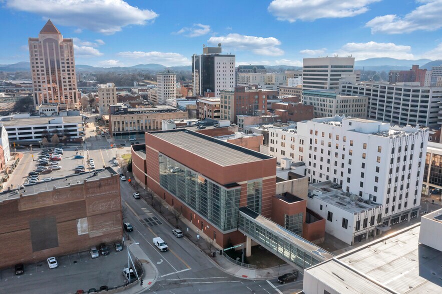 More Photos Of 120 Salem Ave SW, Roanoke Warehouse For Lease