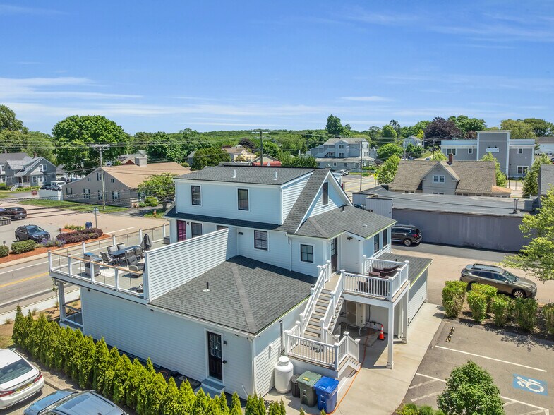 More Photos Of 44 Williams Ave, Mystic Apartments For Sale