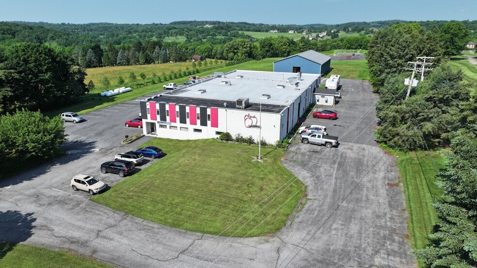 More Photos Of 231 Moorestown Dr, Bath Manufacturing For Sale