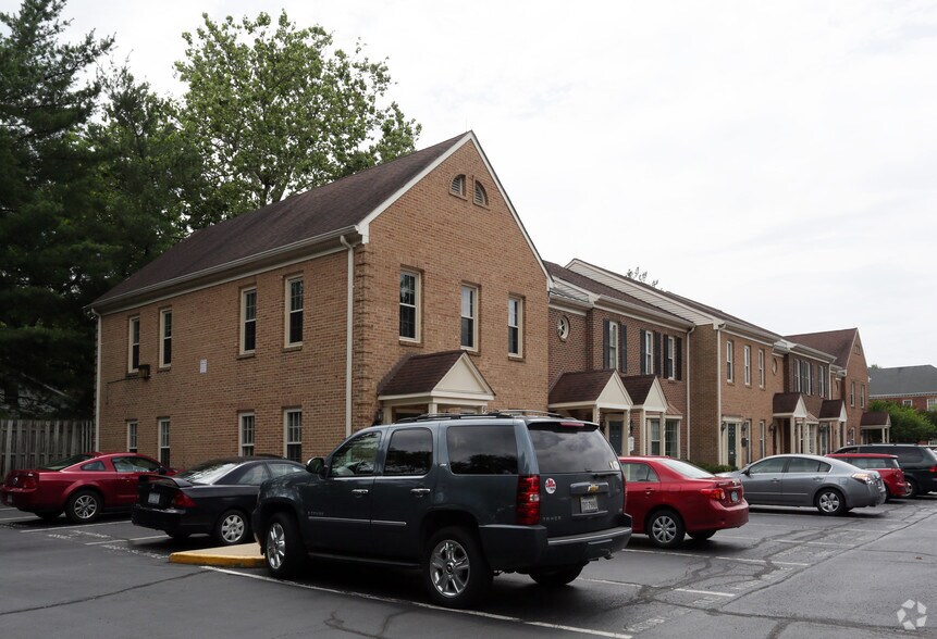 More Photos Of 9250-9254 Mosby St, Manassas Office For Sale
