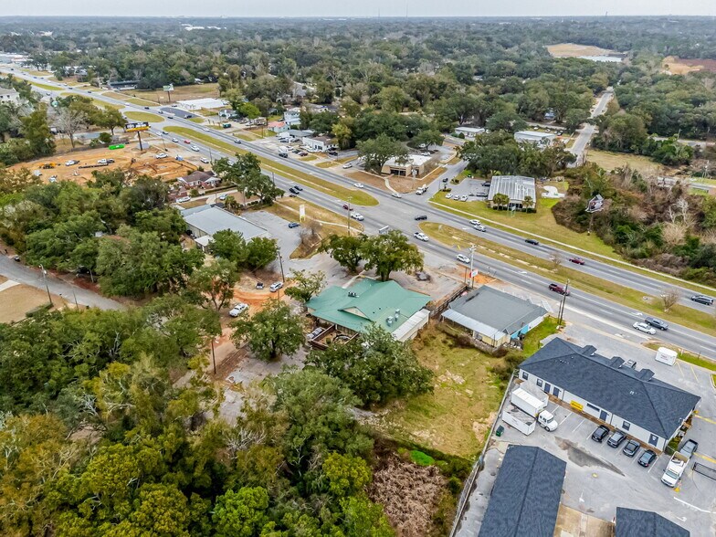 More Photos Of 131 New Warrington Rd, Pensacola Restaurant For Sale