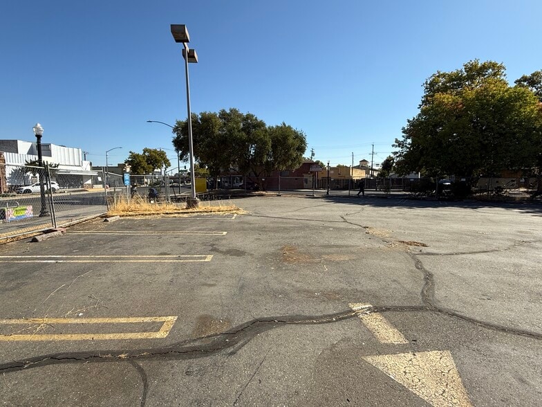 More Photos Of 1830 Del Paso Blvd, Sacramento Land For Sale