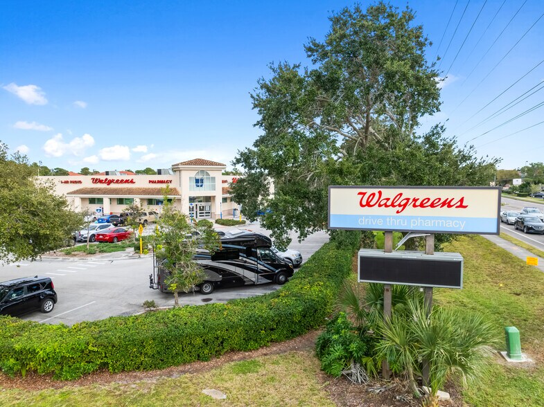 More Photos Of 7780 Wickham Rd N, Melbourne General Retail For Sale