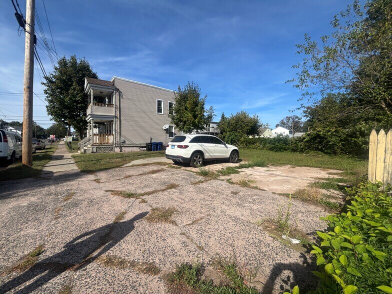 More Photos Of , West Haven Unknown For Sale