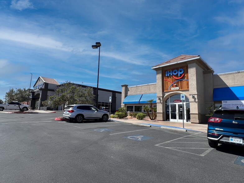 More Photos Of 1401 S Boulder Hwy, Henderson Unknown For Lease