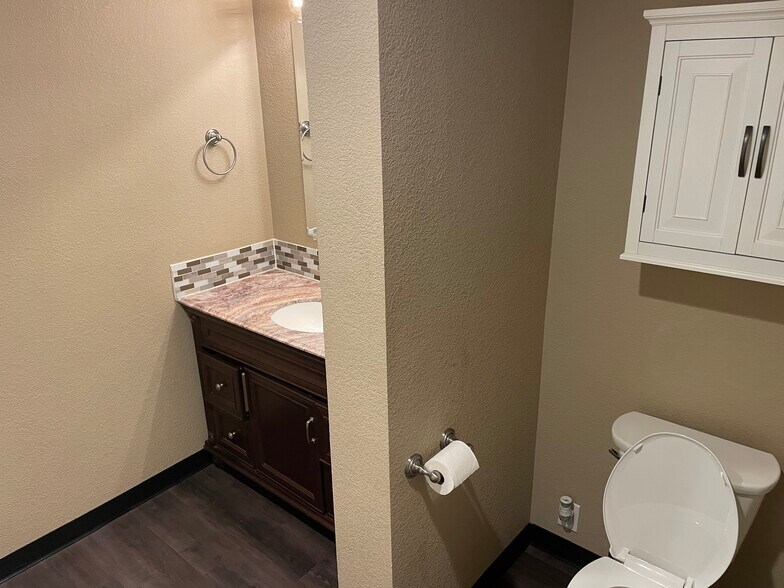 More Photos Of 6301 E 71st Ave, Commerce City Warehouse For Sale