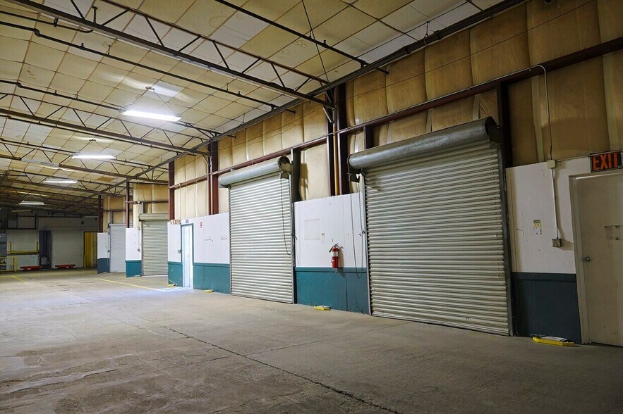 More Photos Of 301 G St, Exeter Landfill For Sale