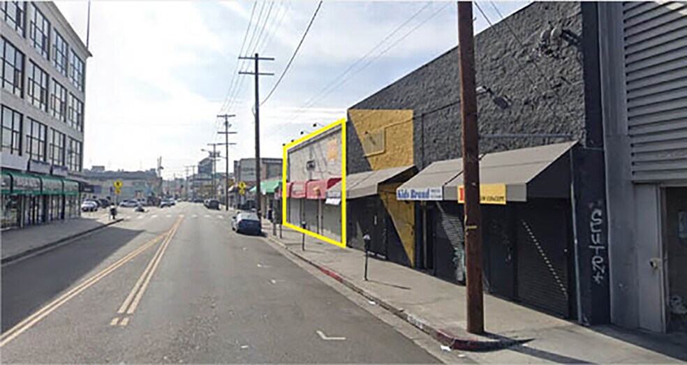More Photos Of 522 E 12th St, Los Angeles Storefront For Sale