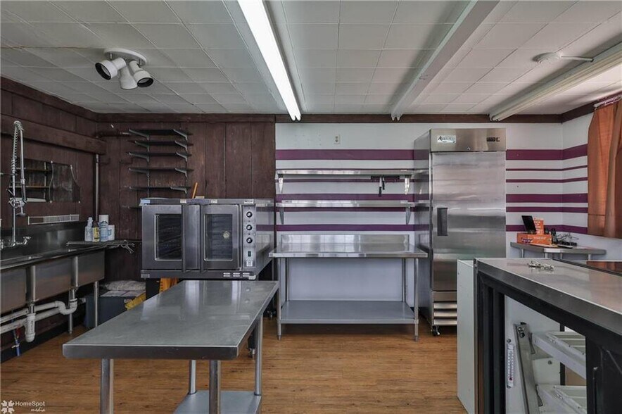 More Photos Of 3010 S 2nd St, Hokendauqua Storefront Retail Office For Sale