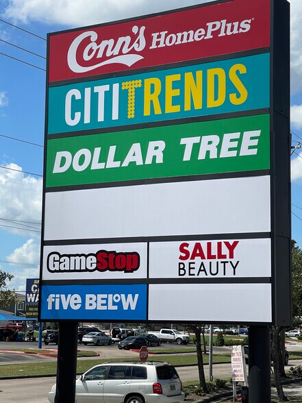 More Photos Of 10013 Almeda Genoa Rd, Houston Unknown For Lease