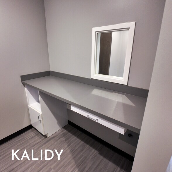 More Photos Of 2220 NW 164th St, Edmond Office For Sale