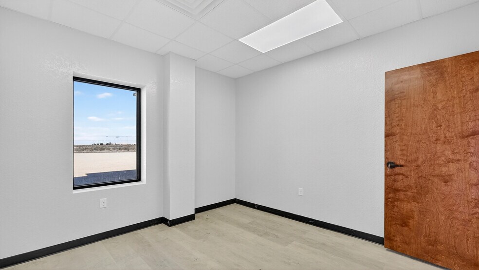 More Photos Of 16511 W Basin St, Odessa Industrial For Lease